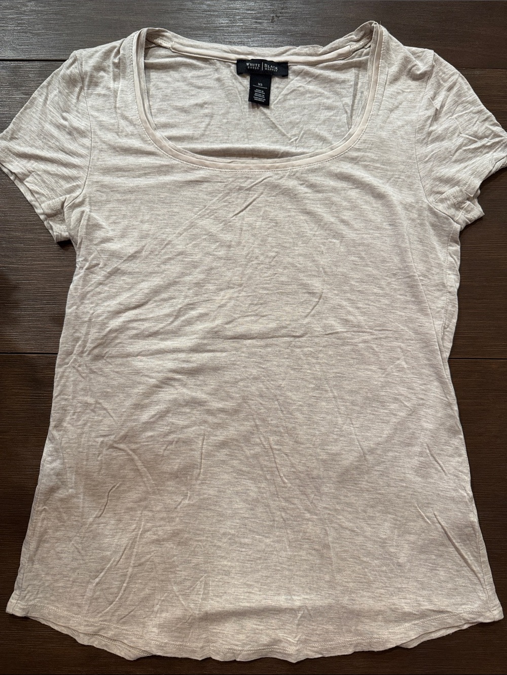 White House Black Market Heathered Light Gray Scoop Neck Short Sleeve Tee